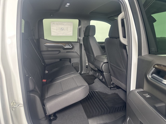 2026 Chevrolet Silverado 1500 LT photo 11