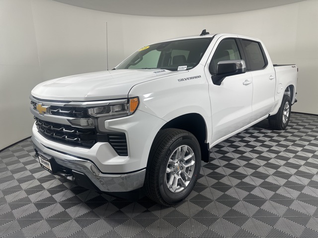 2026 Chevrolet Silverado 1500 LT photo 5
