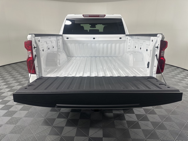 2026 Chevrolet Silverado 1500 LT photo 9