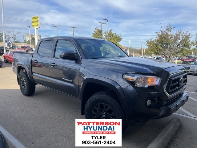 2023 Toyota Tacoma SR5's photo
