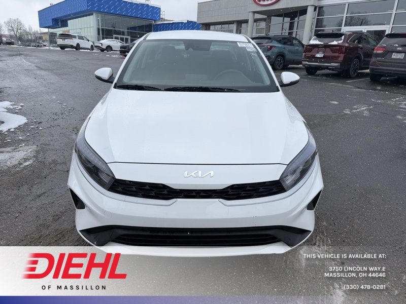 2024 Kia Forte LXS's photo