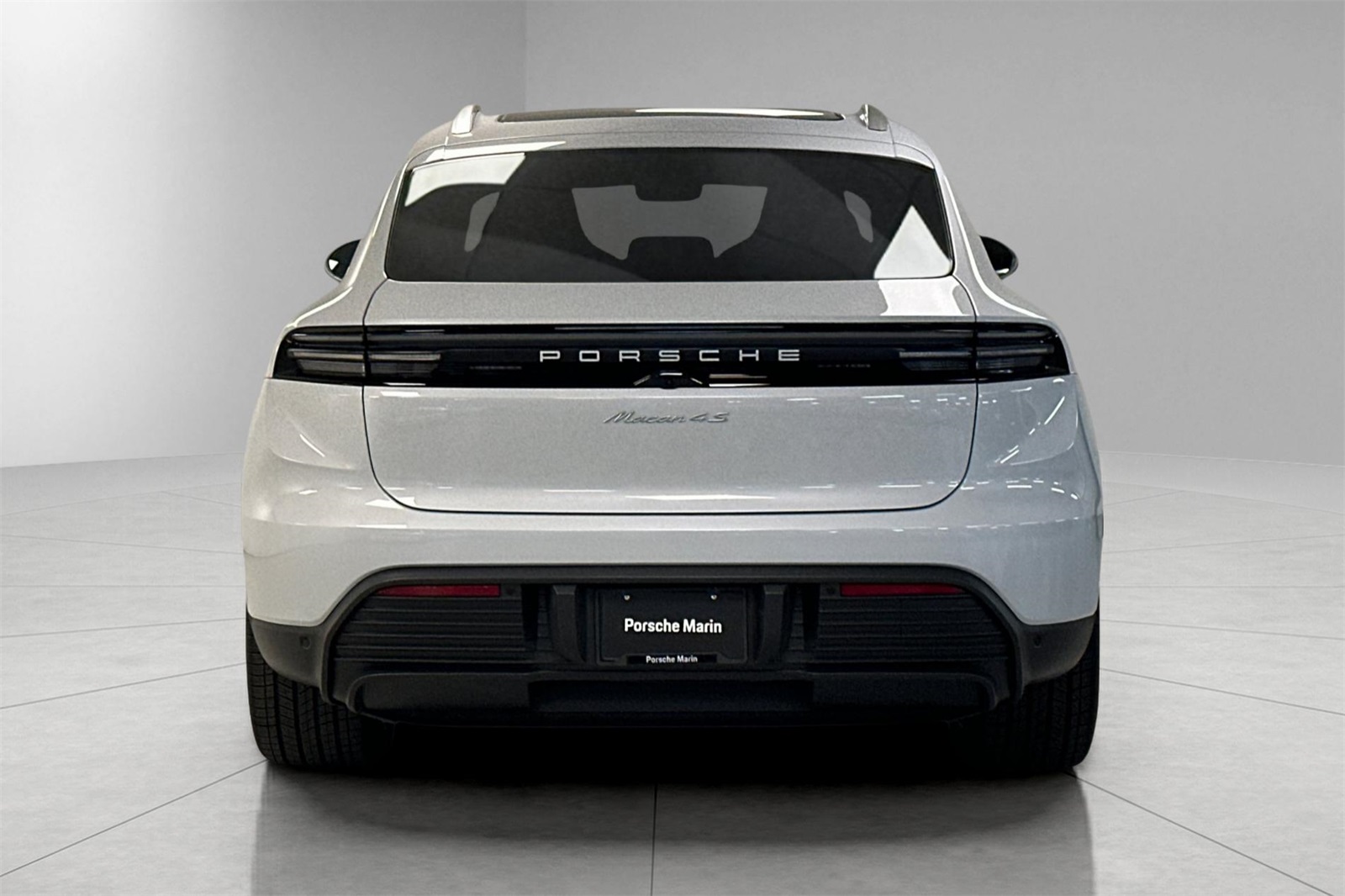 2025 Porsche Macan Electric S photo 7