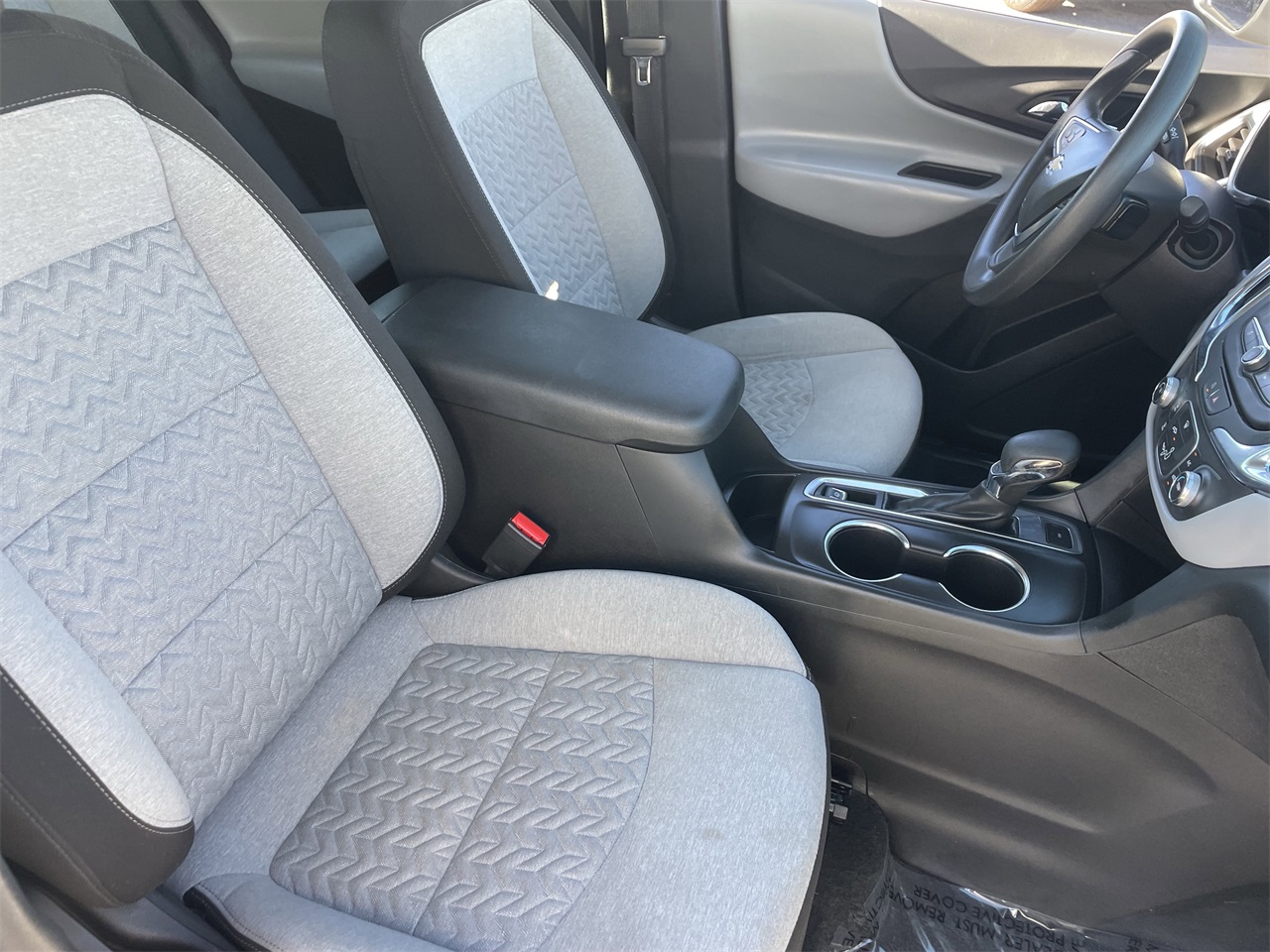 used 2024 Chevrolet Equinox car, priced at $17,662