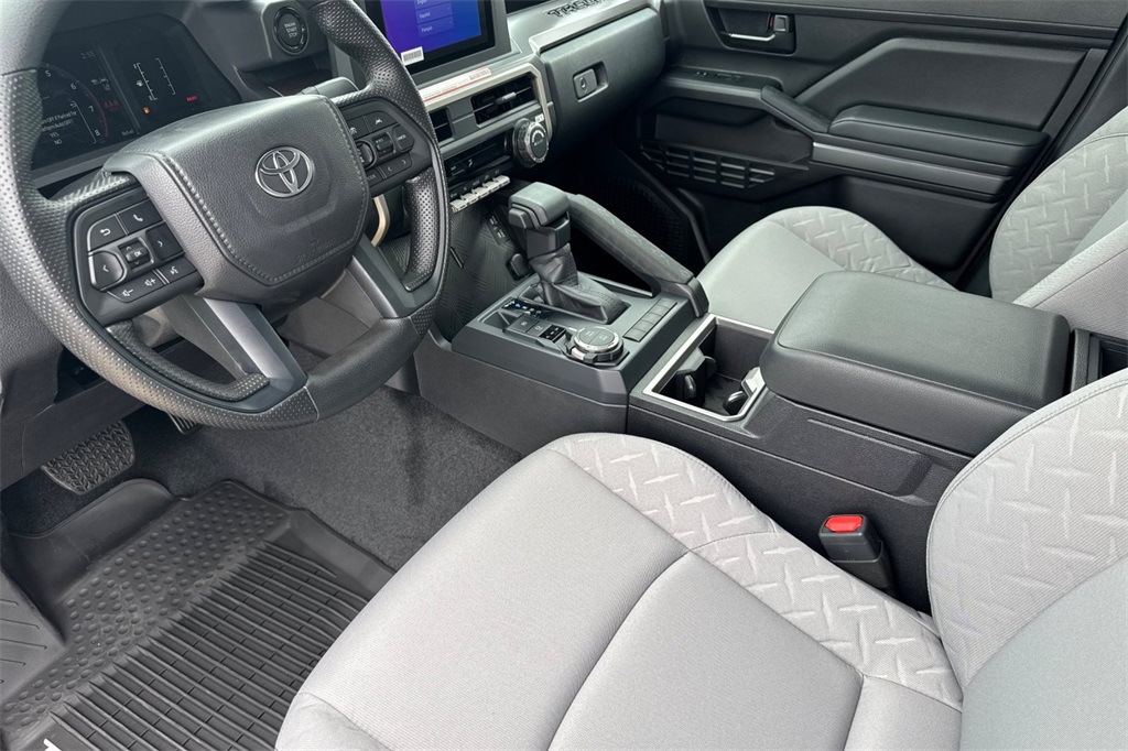 2025 Toyota Tacoma SR5 Double Cab photo 10