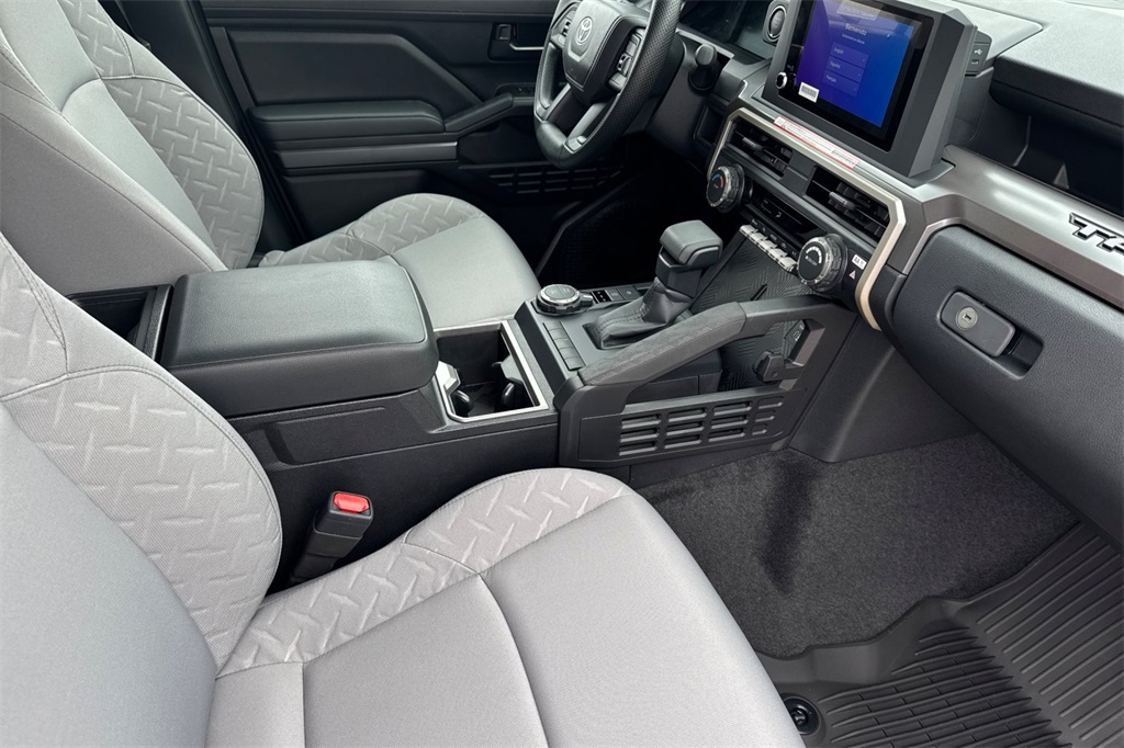 2025 Toyota Tacoma SR5 Double Cab photo 15