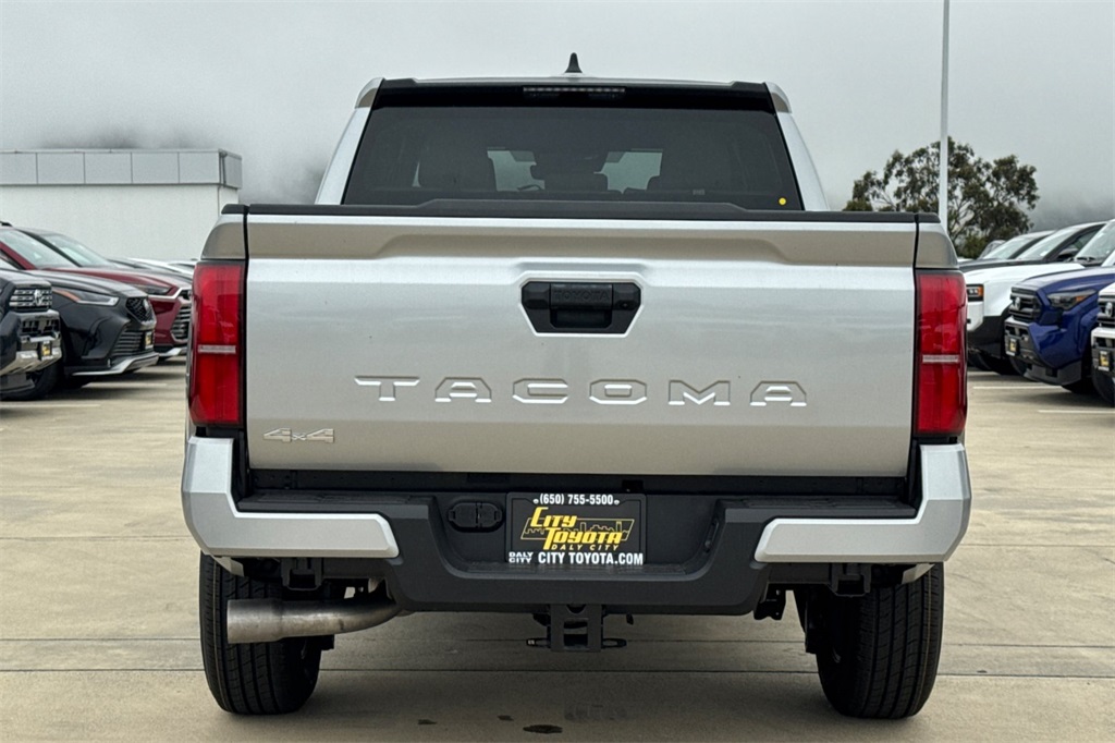 2025 Toyota Tacoma SR5 Double Cab photo 5