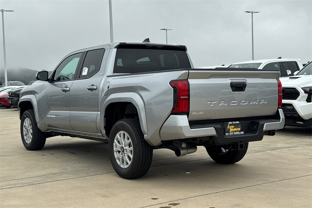 2025 Toyota Tacoma SR5 Double Cab photo 6