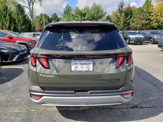 new 2026 Hyundai Tucson car, priced at $33,335