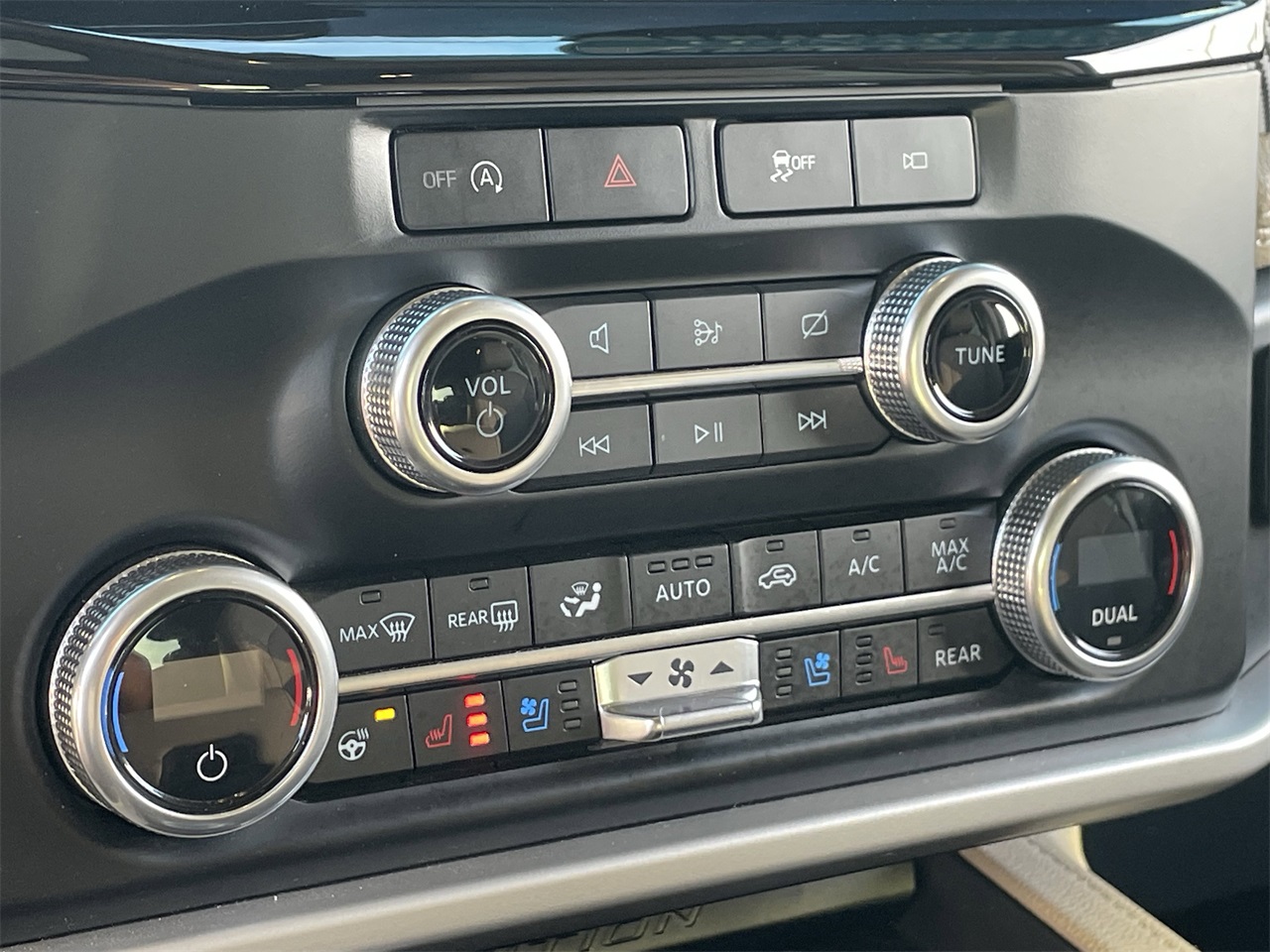 used 2024 Ford Expedition car, priced at $55,995