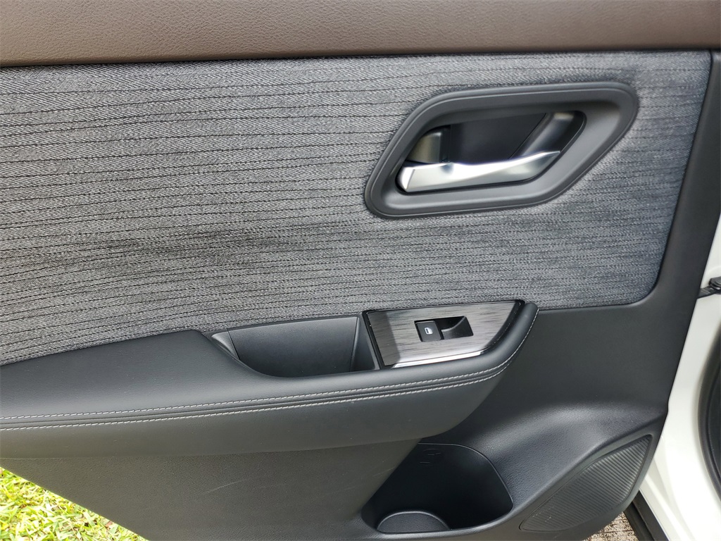 used 2022 Nissan Rogue car, priced at $20,994