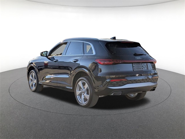 new 2025 Audi Q5 car, priced at $59,525