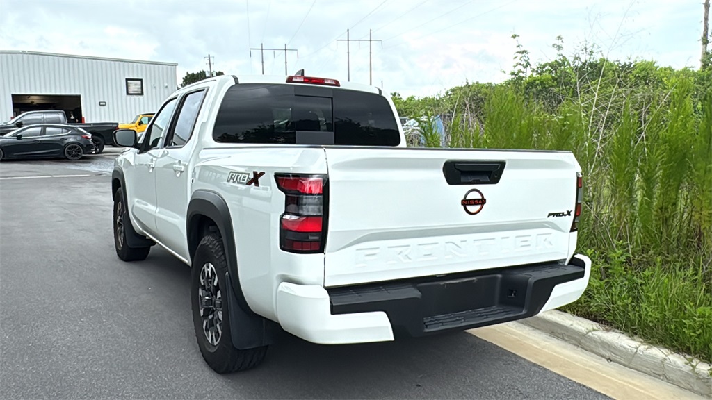 2024 Glacier White Nissan Frontier PRO-X RWD Truck