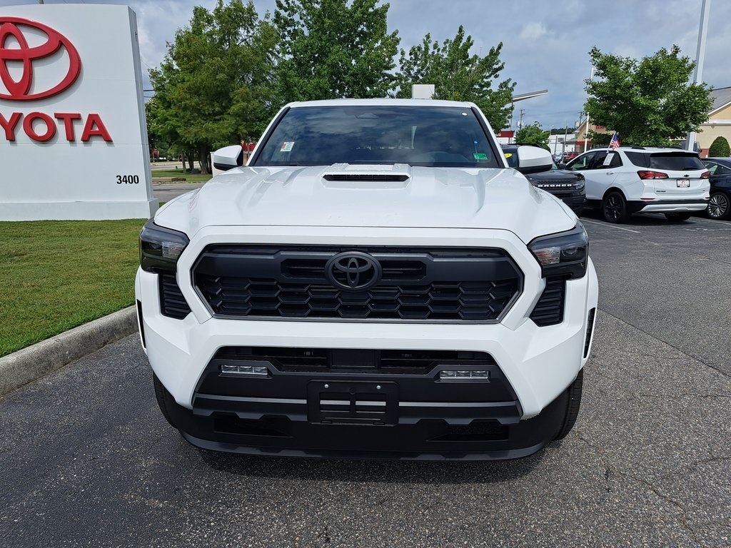 2025 Toyota Tacoma TRD Sport Double Cab photo 2