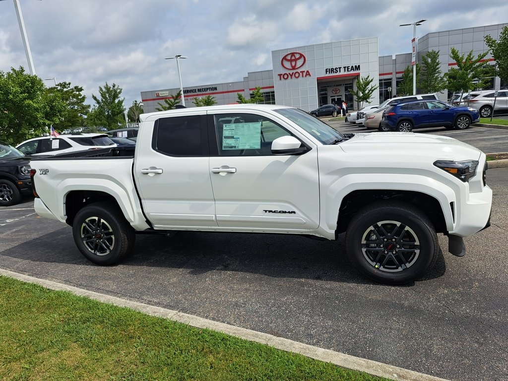 2025 Toyota Tacoma TRD Sport Double Cab photo 4