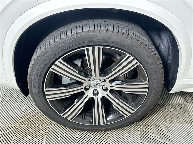 XC90 B6 Ultimate 7 Passenger