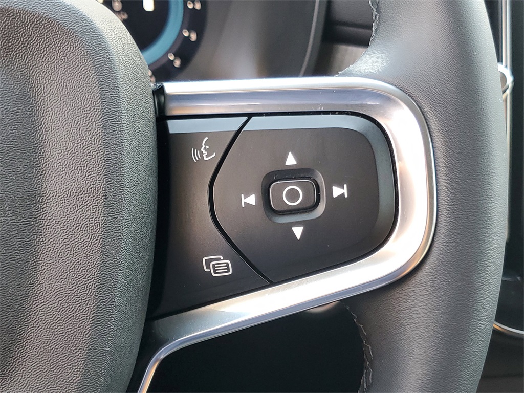 used 2024 Volvo XC40 car, priced at $26,193