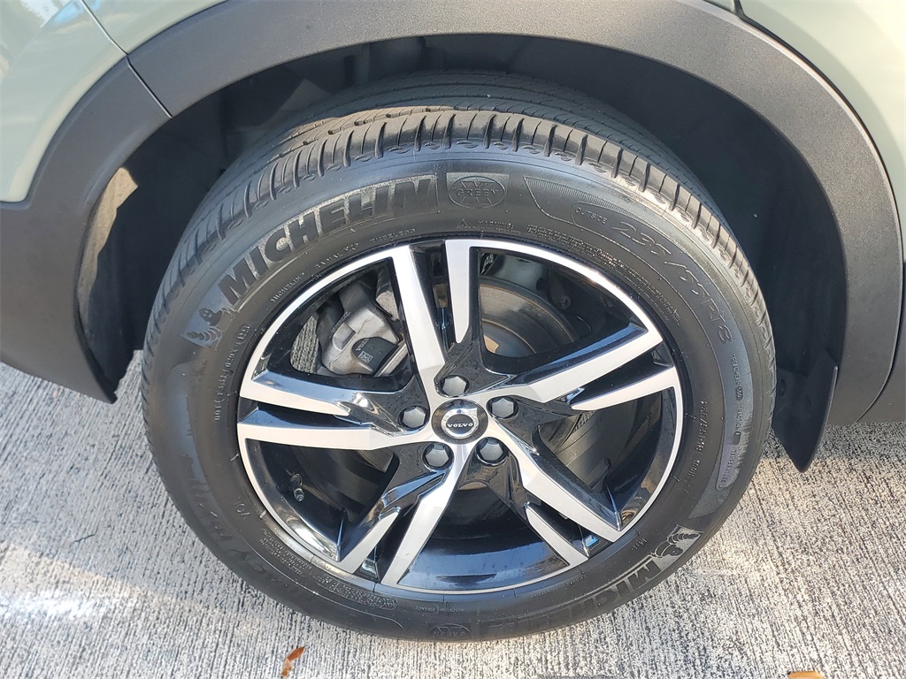 used 2024 Volvo XC40 car, priced at $26,193