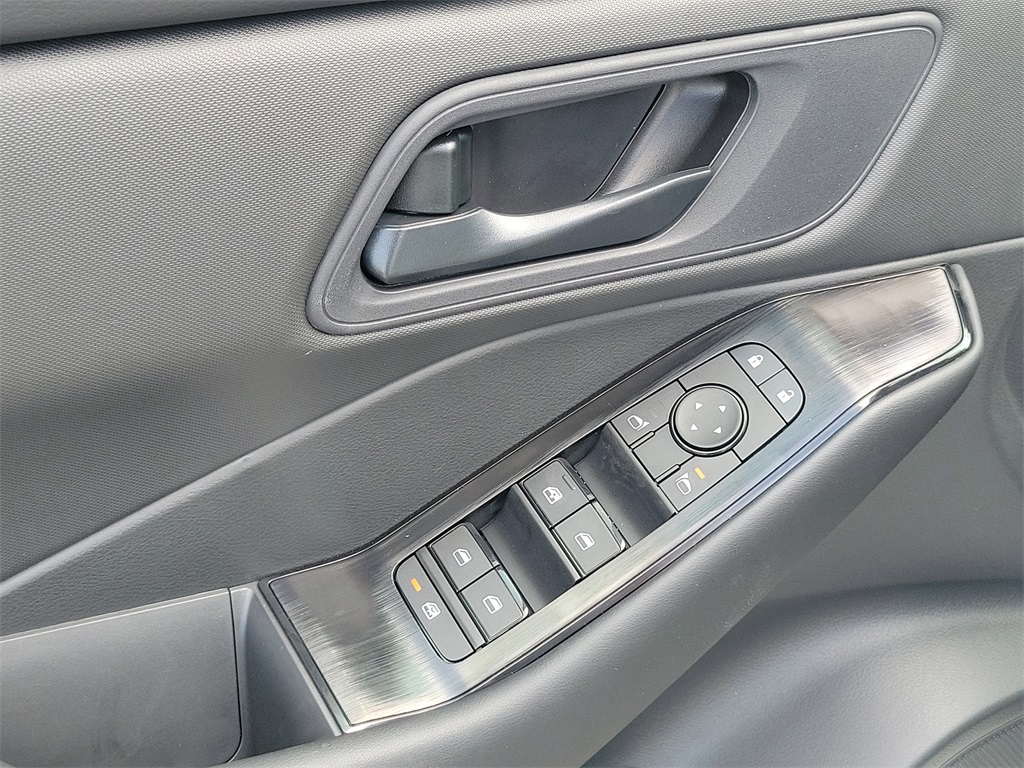 new 2026 Nissan Rogue car, priced at $25,075