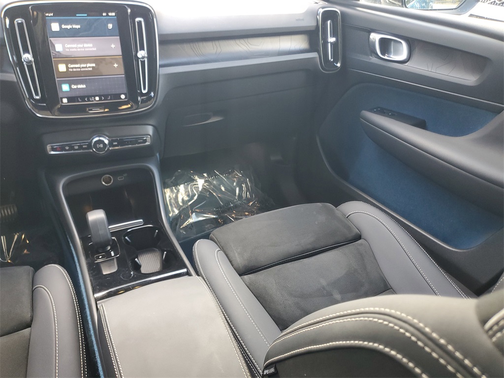 used 2023 Volvo C40 Recharge Pure Electric car, priced at $23,449