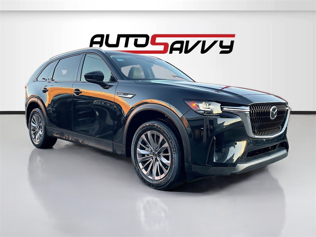 2025 Mazda CX-90 Preferred Package's photo