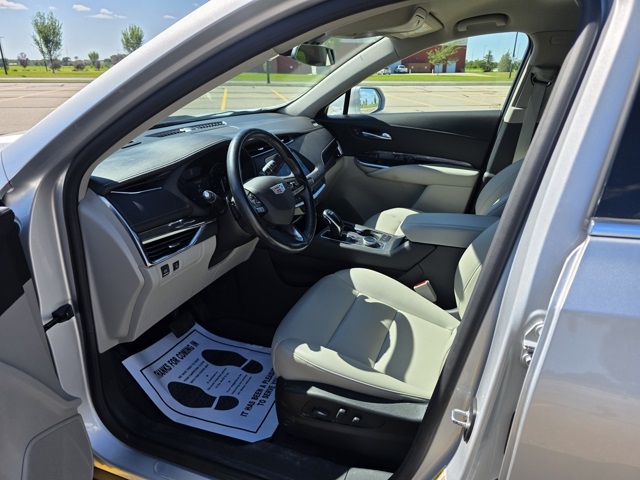2020 Cadillac XT4 AWD Luxury