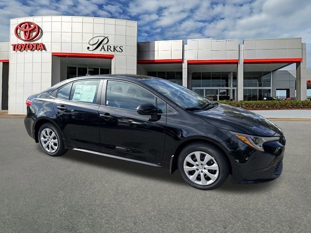 2026 Toyota Corolla LE's photo