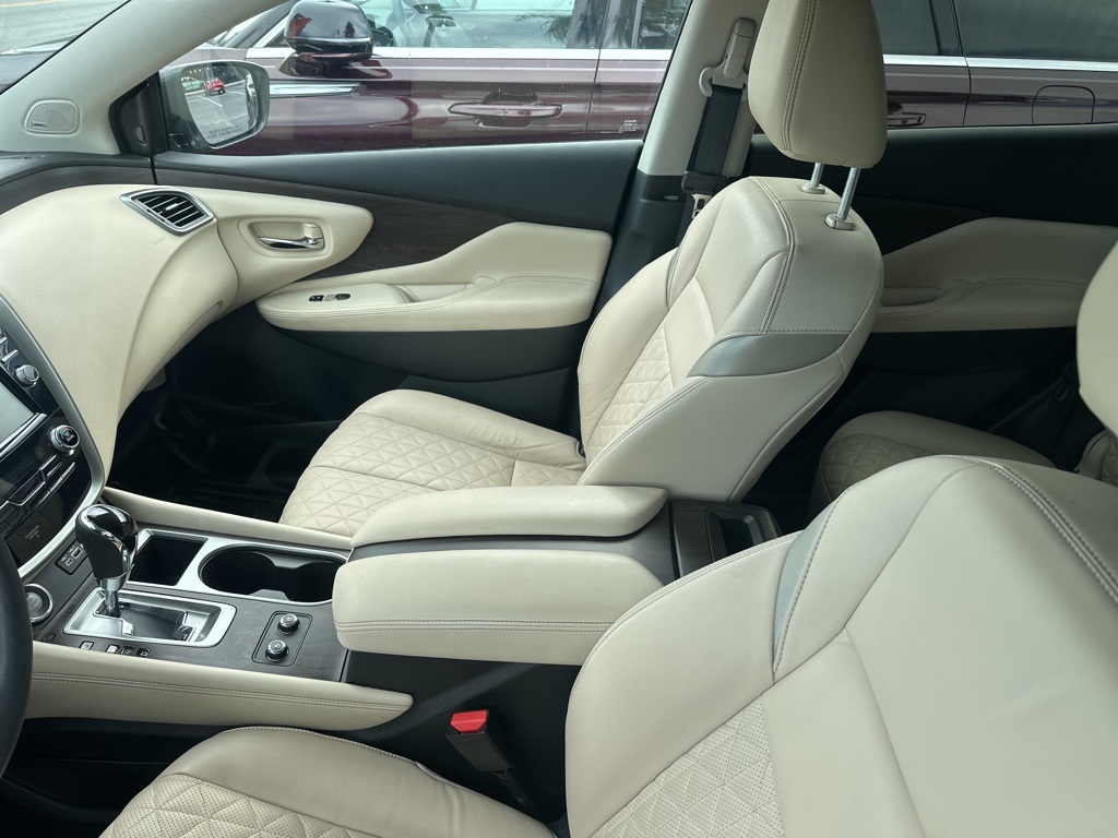 2024 Gun Metallic Nissan Murano Platinum FWD SUV