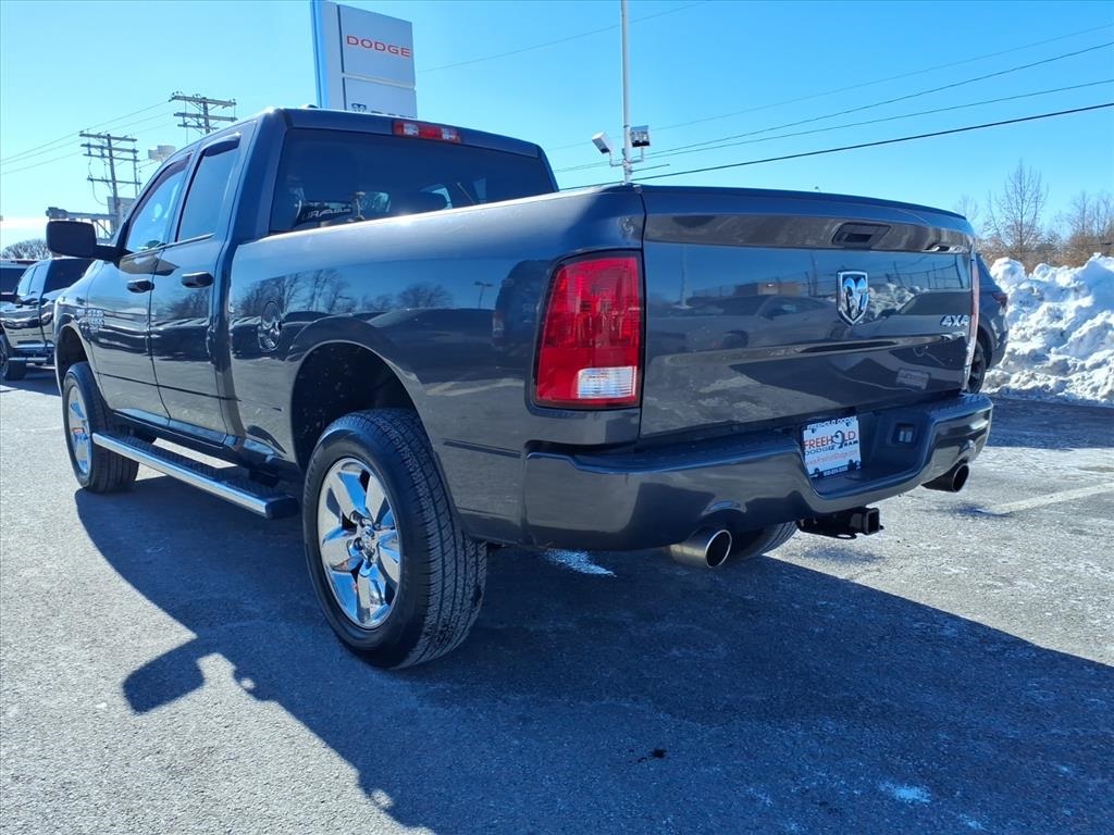used 2019 Ram 1500 Classic car, priced at $23,900