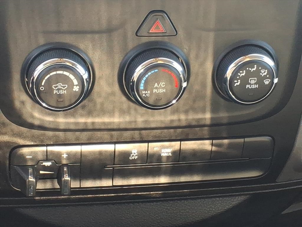 used 2019 Ram 1500 Classic car, priced at $23,900