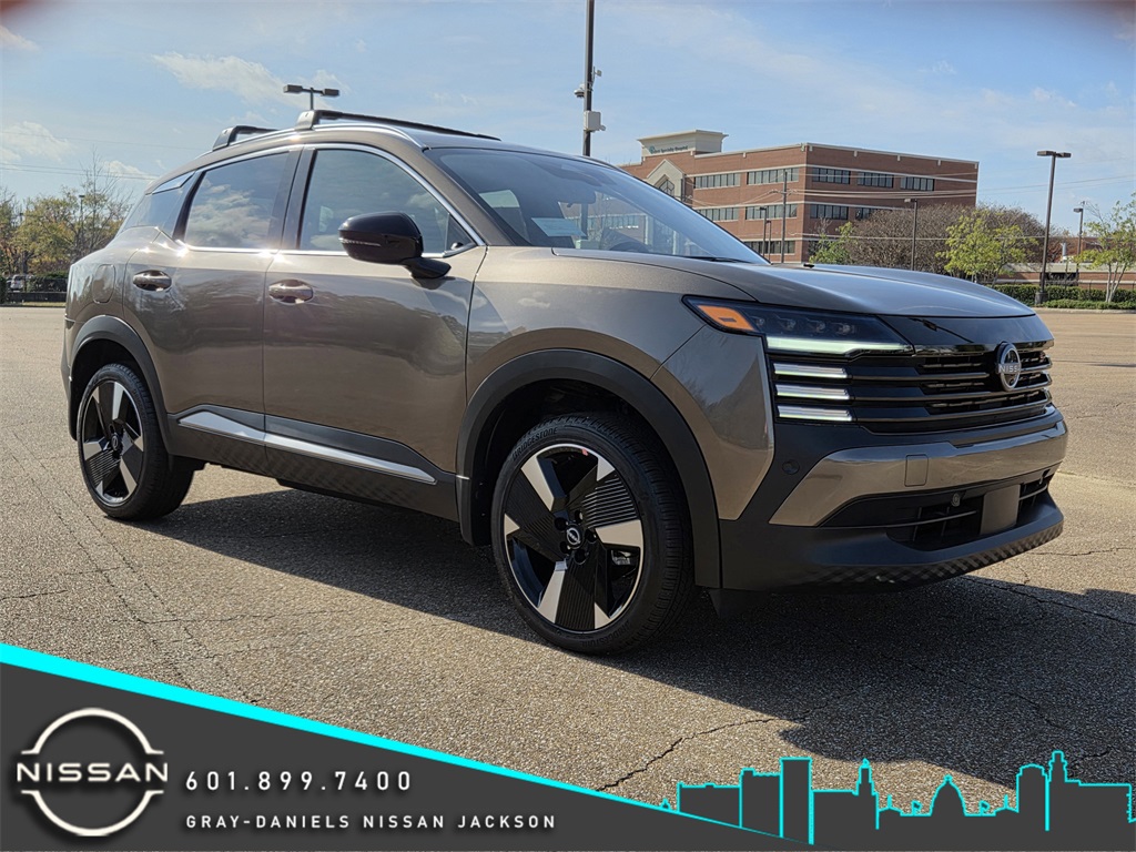 2026 Nissan KICKS SR's photo