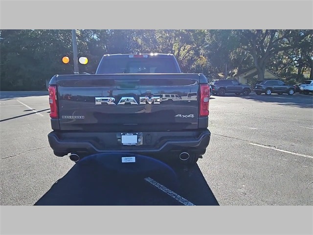 2026 Ram 1500 Big Horn Crew Cab 4x4 5'7" Box