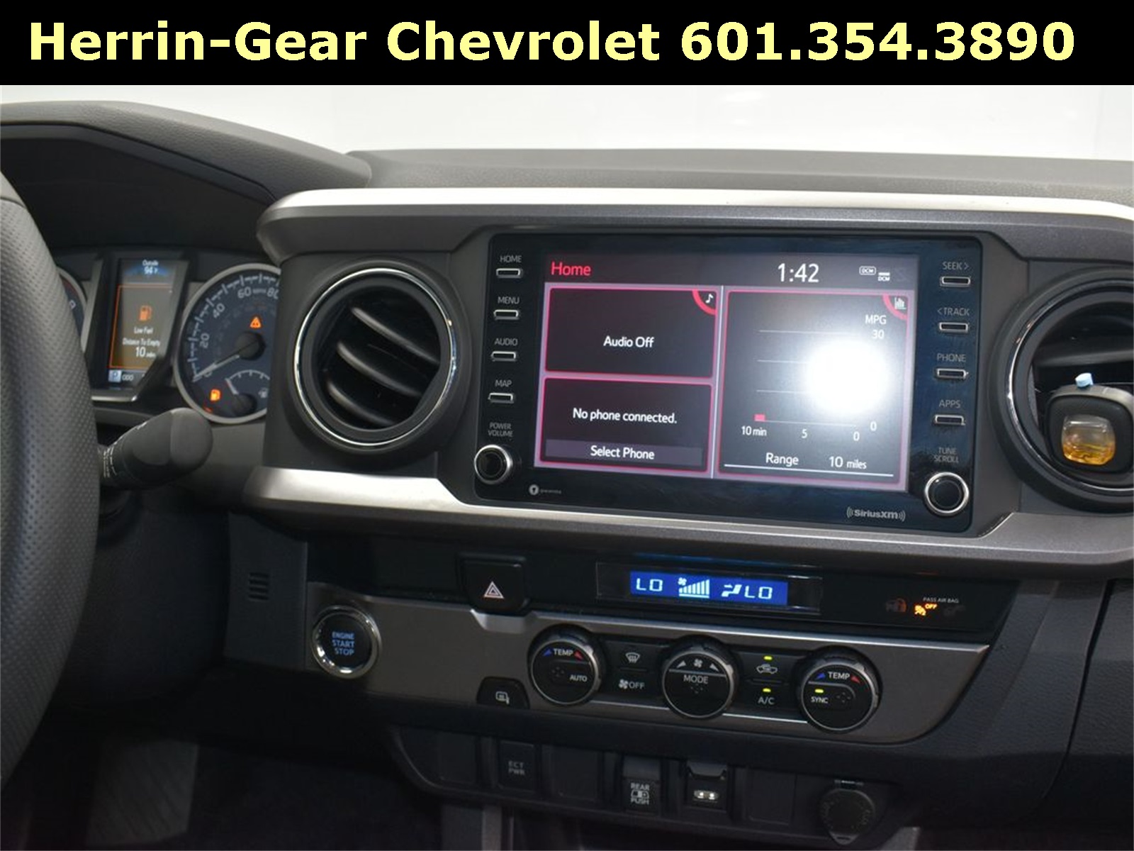 2023 Toyota Tacoma SR5 photo 25