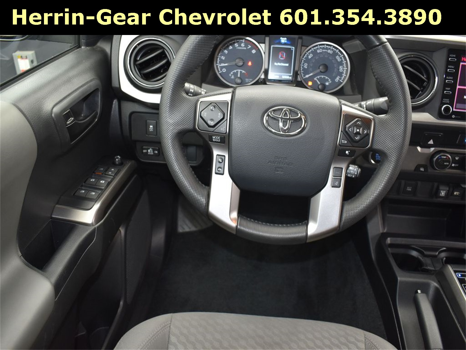 2023 Toyota Tacoma SR5 photo 26
