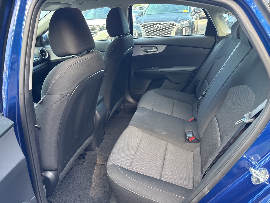 2023 Kia Forte LXS photo 7