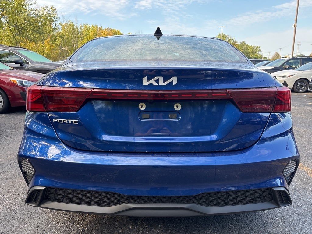 2023 Kia Forte LXS photo 9