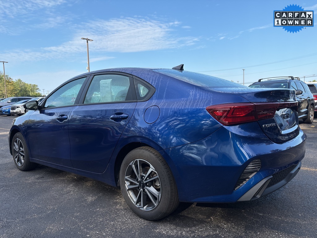 2023 Kia Forte LXS photo 4