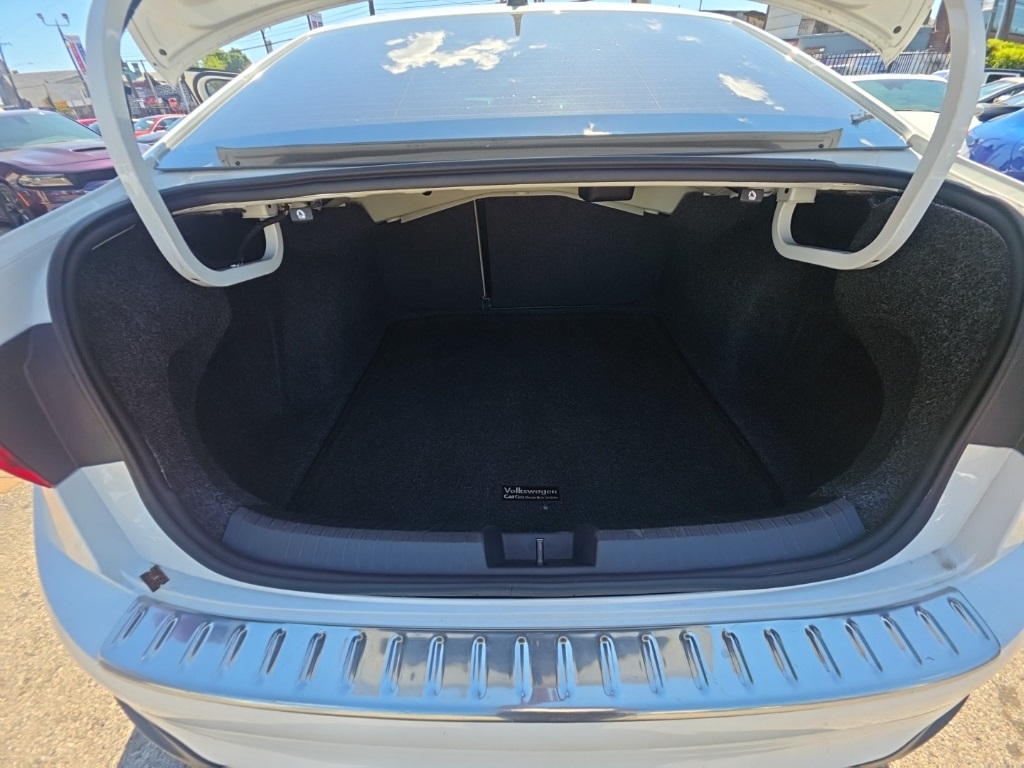 used 2022 Volkswagen Jetta car, priced at $15,595