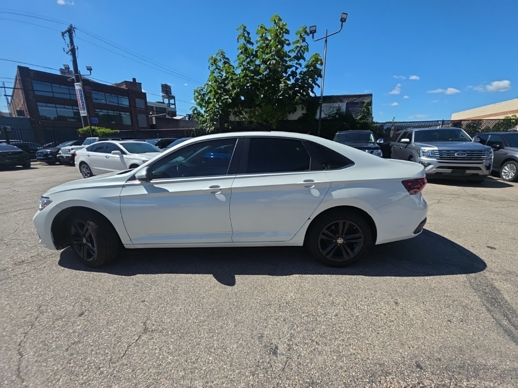 used 2022 Volkswagen Jetta car, priced at $15,595
