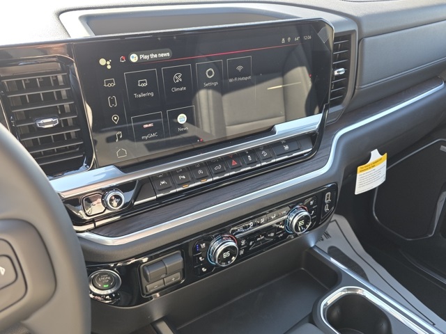 2026 GMC Sierra 1500 Crew Cab, Short Bed, SLT, 4WD