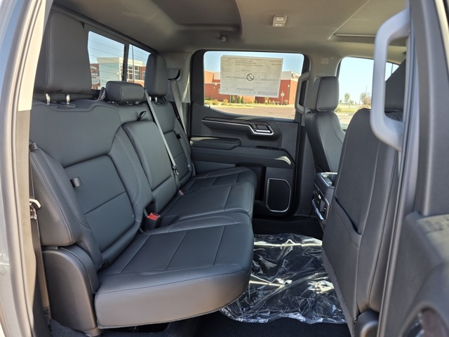 2026 GMC Sierra 1500 Crew Cab, Short Bed, SLT, 4WD