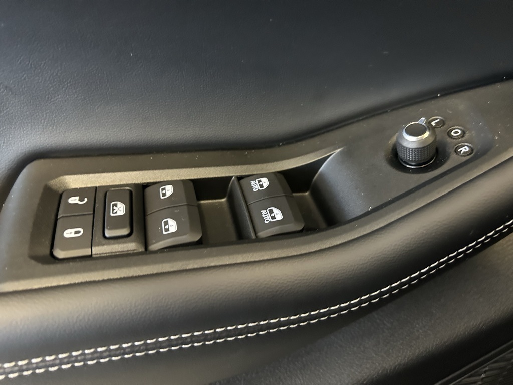 new 2025 Jeep Grand Cherokee car, priced at $42,413