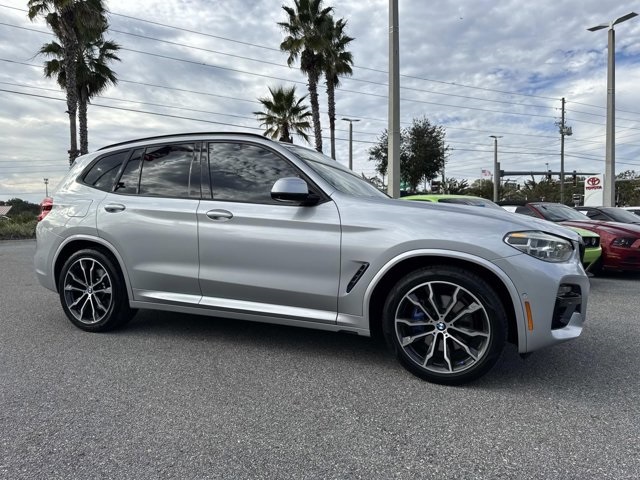 2021 BMW X3 40i's photo