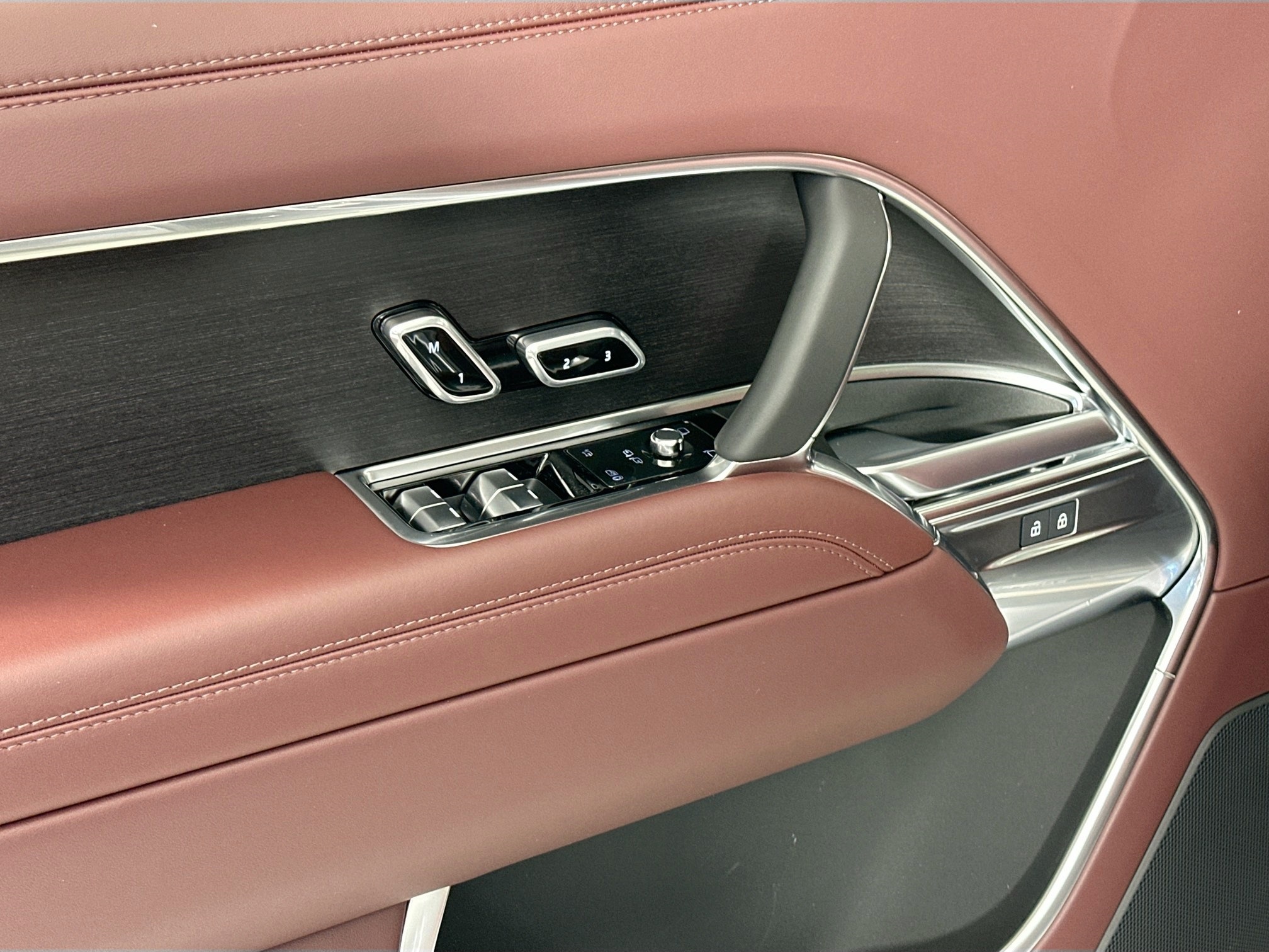 new 2025 Land Rover Range Rover car, priced at $145,080