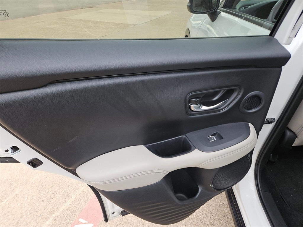 2023 Honda HR-V EX-L photo 12