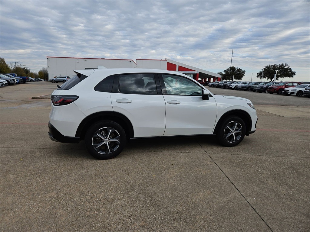 2023 Honda HR-V EX-L photo 8