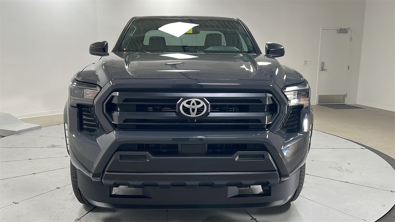 2025 Toyota Tacoma SR XtraCab photo 2
