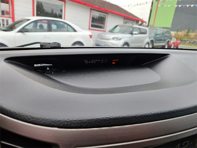 2010 Subaru Outback 2.5i photo 20