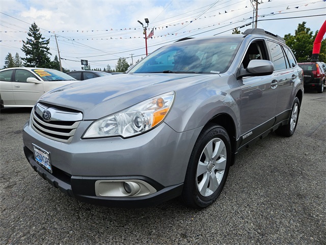 2010 Subaru Outback 2.5i photo 6