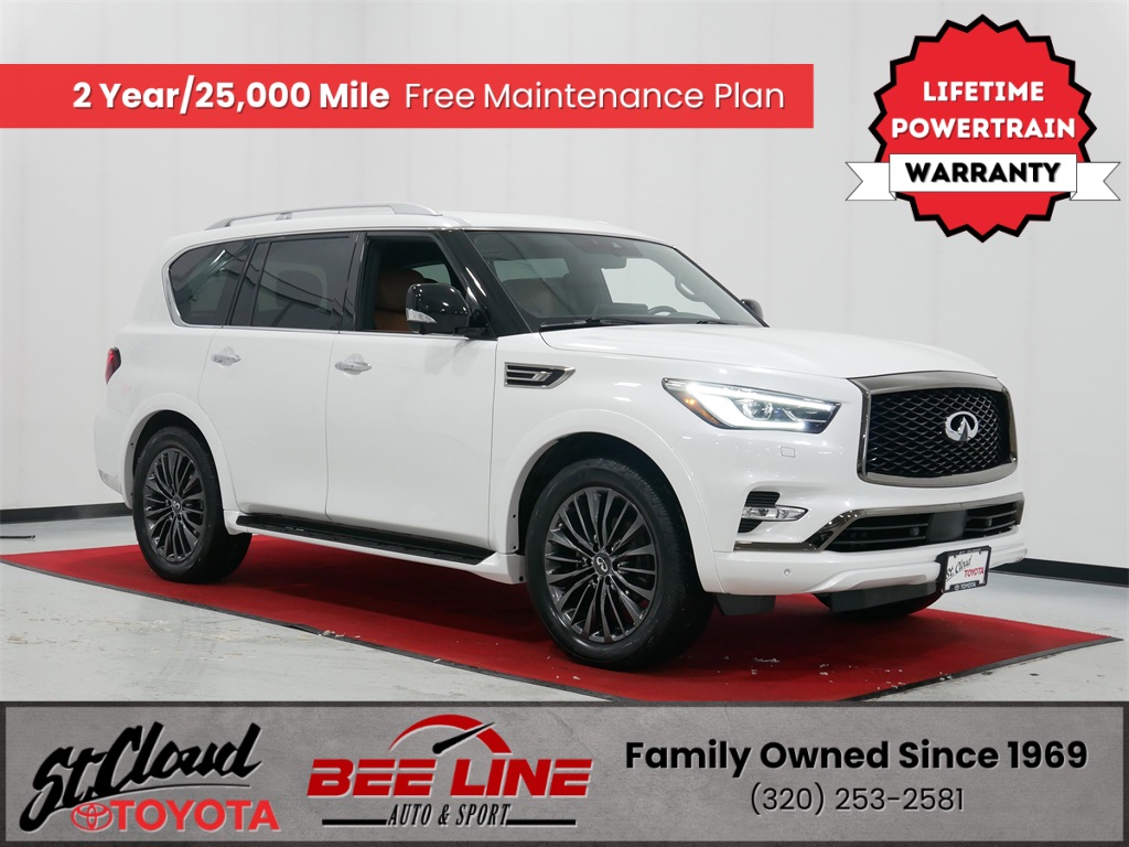 2022 INFINITI QX80 LUXE's photo