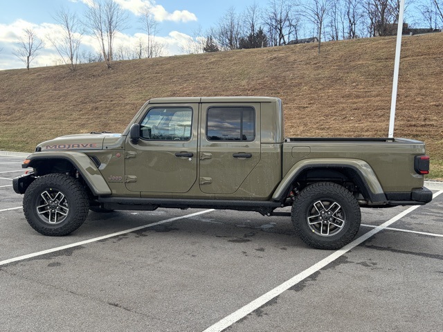 new 2026 Jeep Gladiator car, priced at $55,185